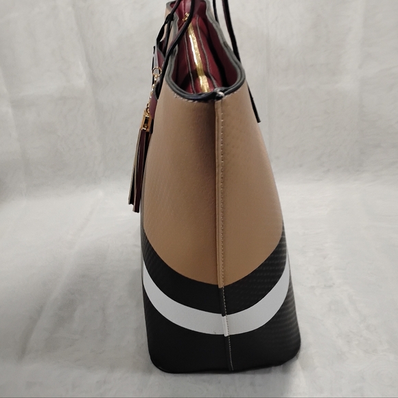 Deluxity Tote Vegan Leather NWT - Picture 10 of 11